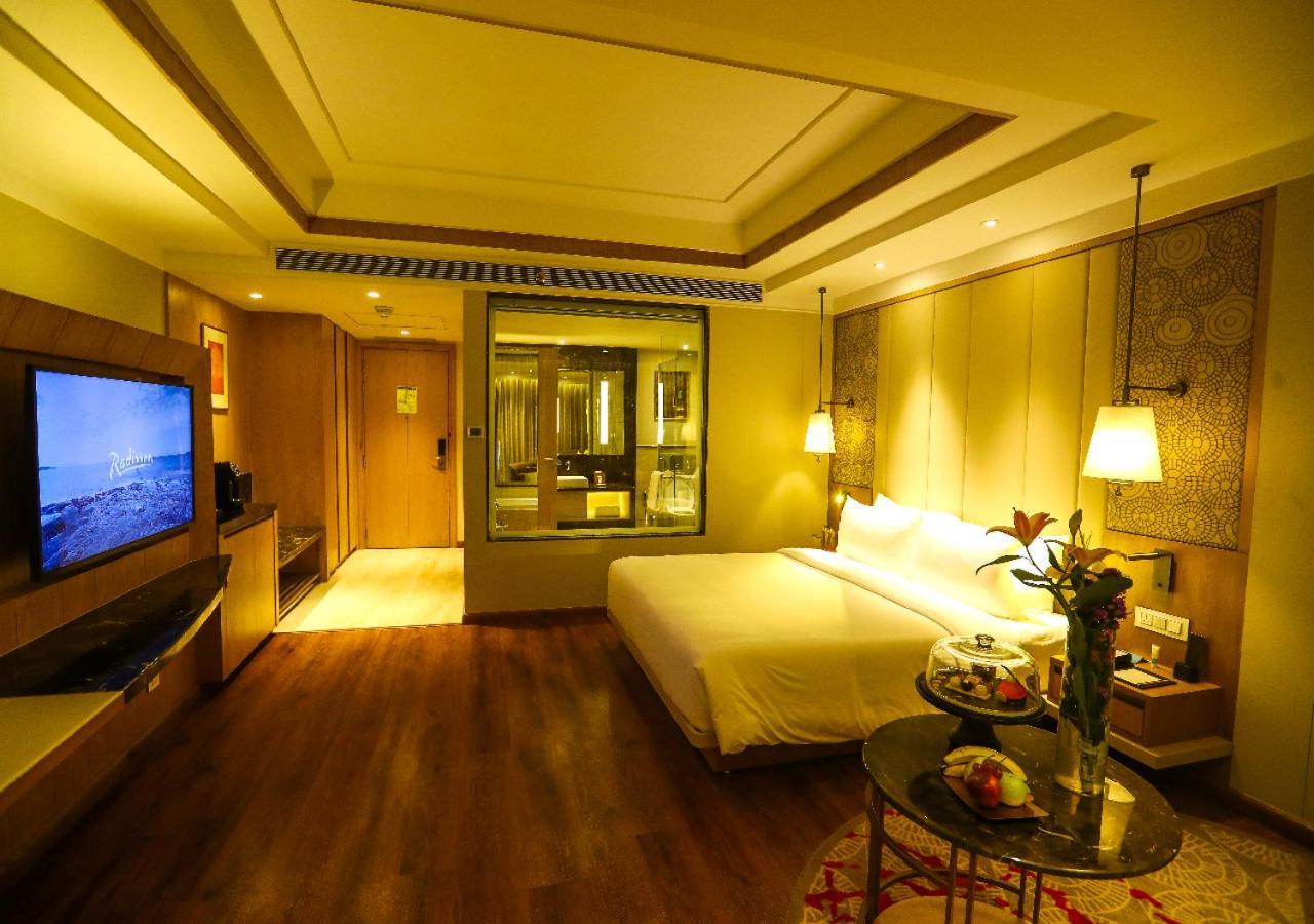 Radisson Bhopal Hotel Exterior photo